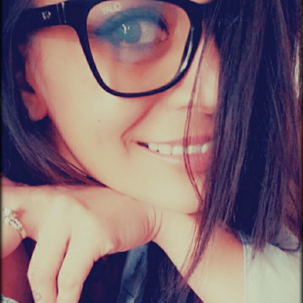 Meet your Posher, Amber Marie ♡